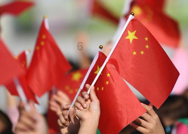 救援男孩毕业生